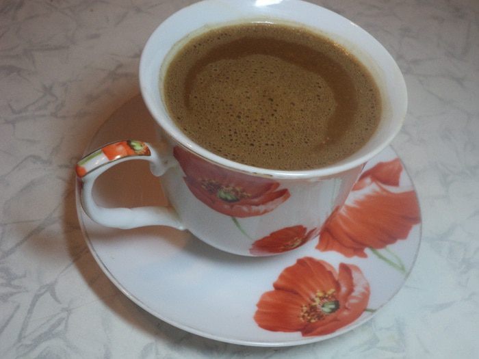 Кофе "Сказка" с черным шоколадом и сливками