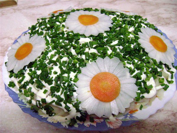 Салат "Ромашка"