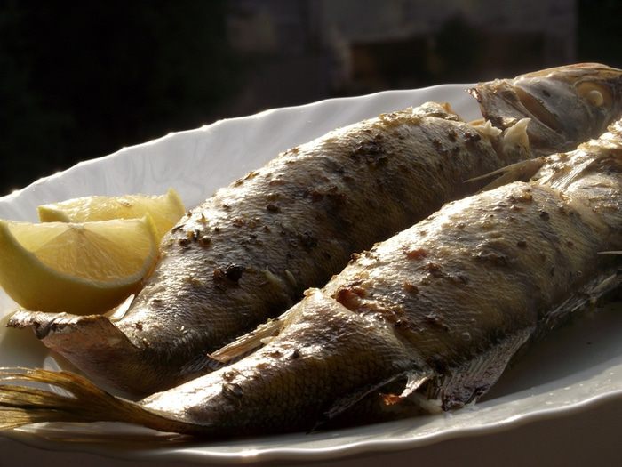 Судак, запеченный в духовке