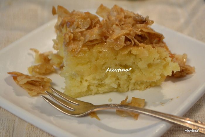 Сливочный кекс с кокосовой глазурью