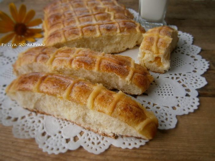 Булочки с заварным кремом и персиком