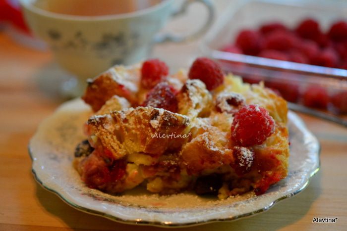 Завтрак с круассанами 