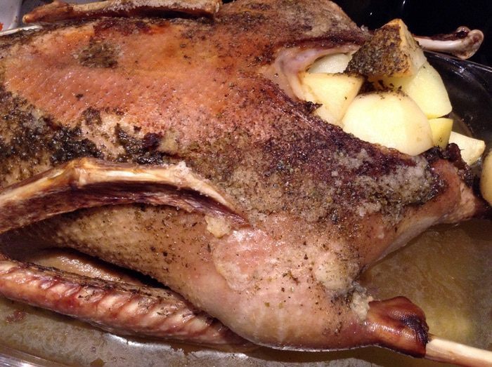Гусь с картошкой
