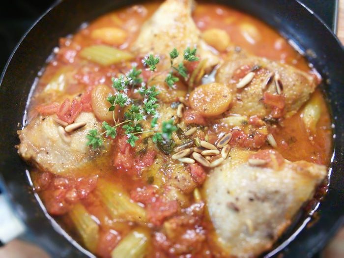 Курица с помидорами по-гречески