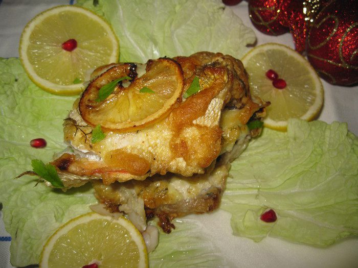 Треска в лимонно-чесночном соусе