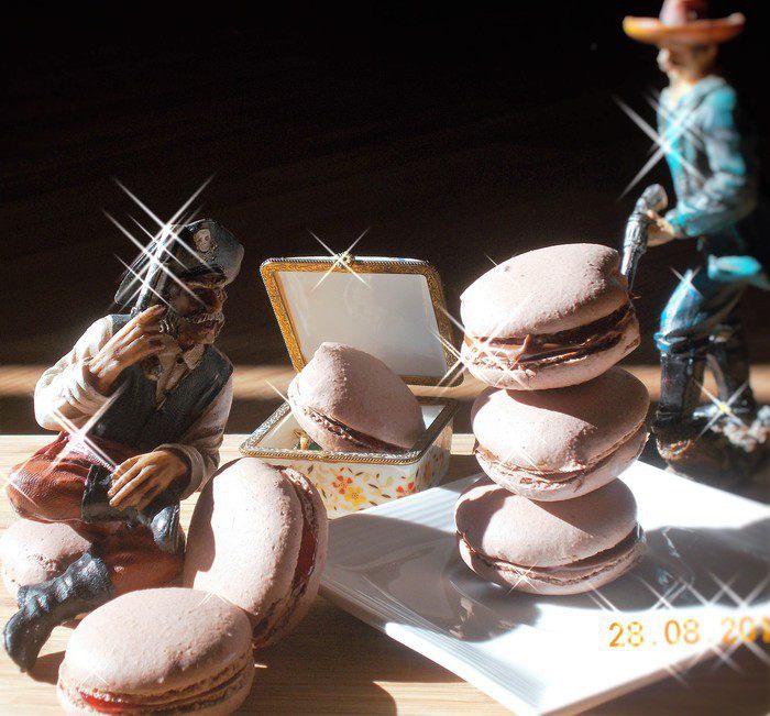 Макарун шоколадный "Остров сокровищ" 