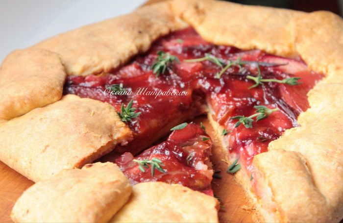 Галета с нектаринами и сливами