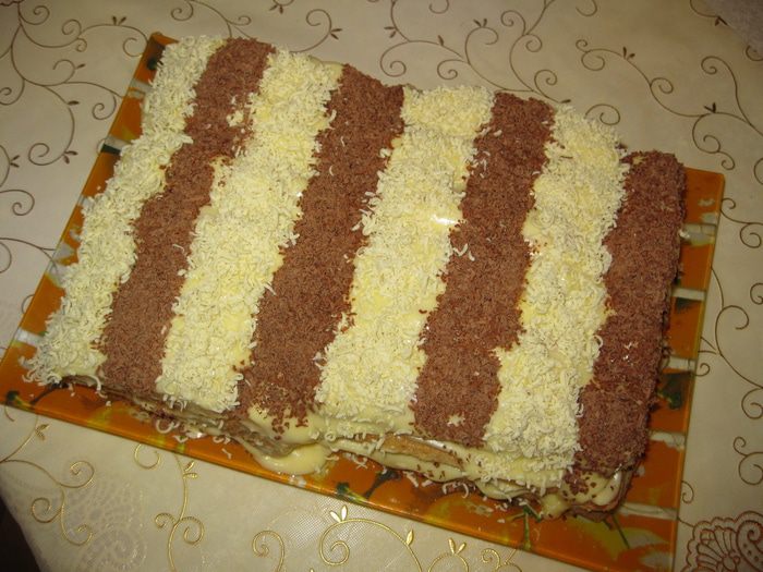 Тирамису-торт "Черно-белая зима"