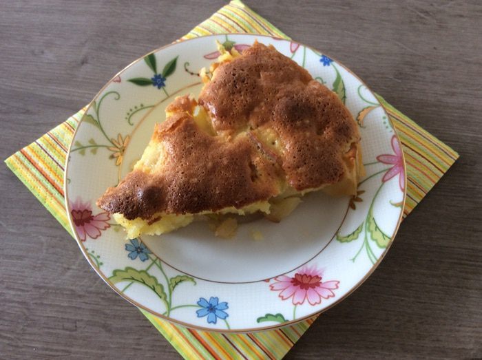 Пирог "Яблоко, груша и ревень"