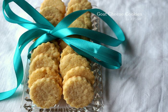 Печенье пикантное с козьим сыром