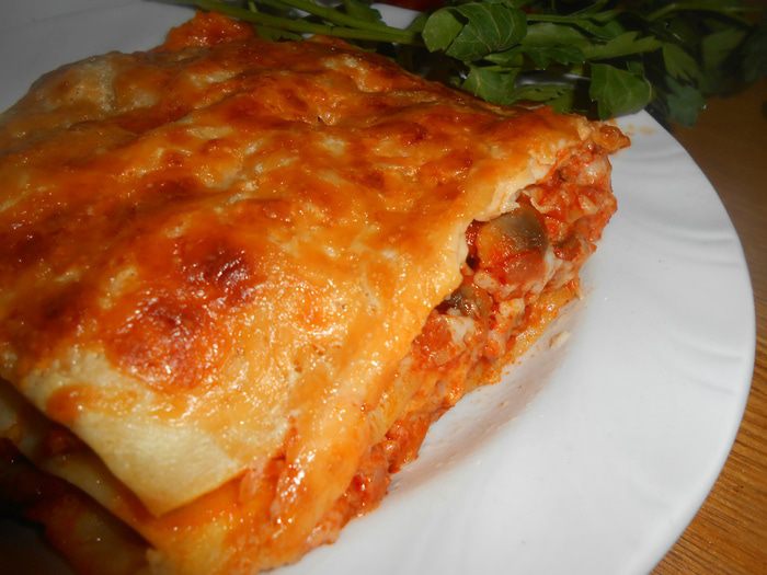 Лазанья с двумя соусами