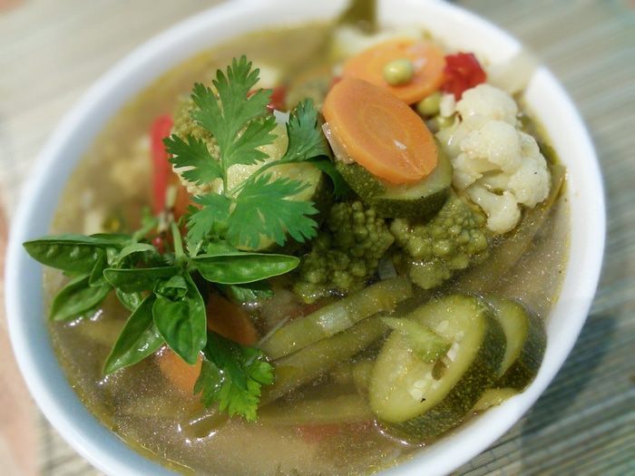 Минестроне с песто 