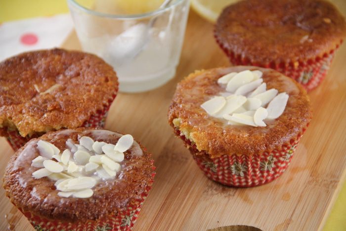 Кексы с лимоном, миндалем и ликером