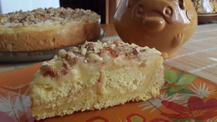 Итальянский яблочный пирог с заварным кремом