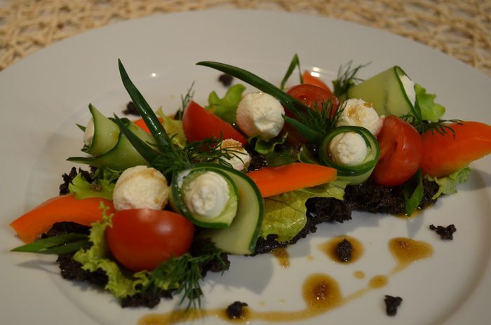 Греческий салат по-новому