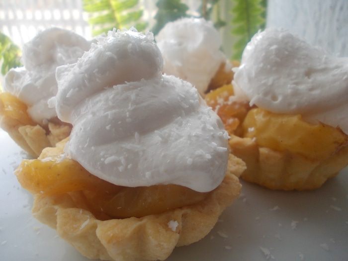 Пирожные с карамельными яблочками и белковым кремом "Подарок для себя"