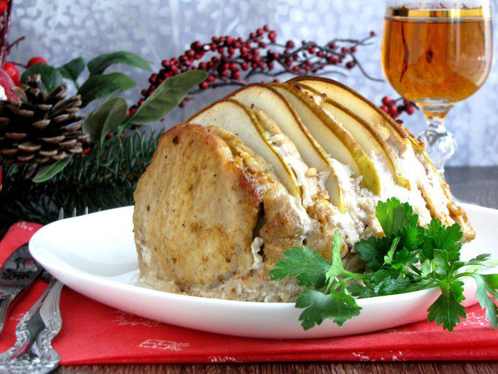 Ароматная свинина, запеченная с грушами