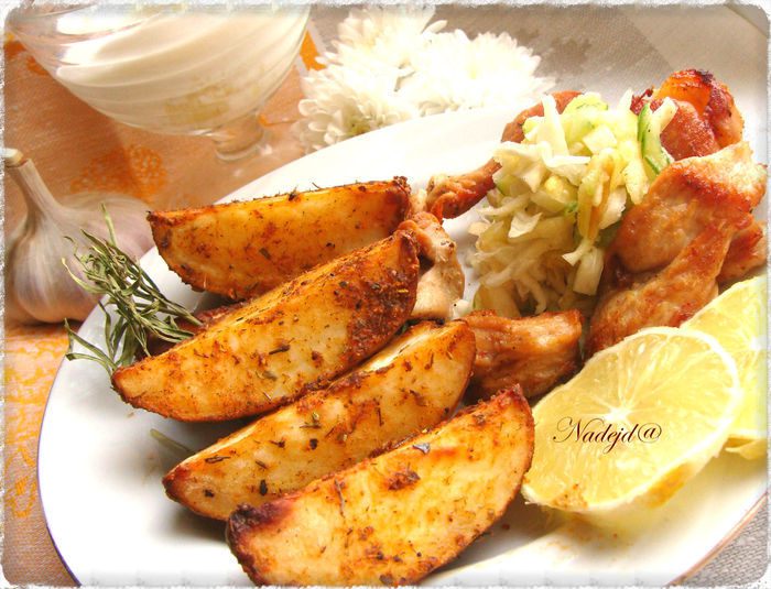 Запеченный пряный картофель 