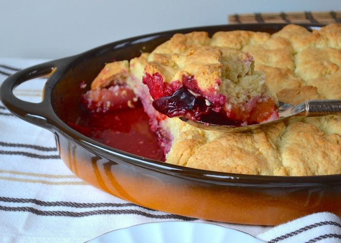 Сливовый кобблер