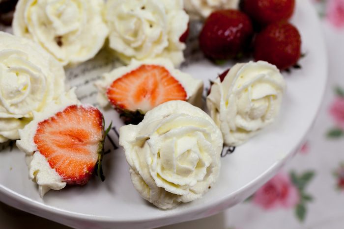 Клубничные розы