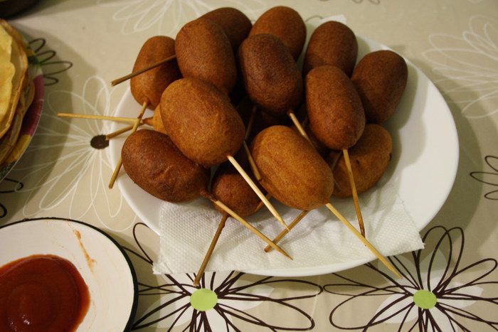 Корн-дог (сосиска в тесте)