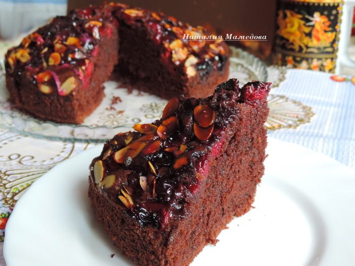 Шоколадный пирог на сметане