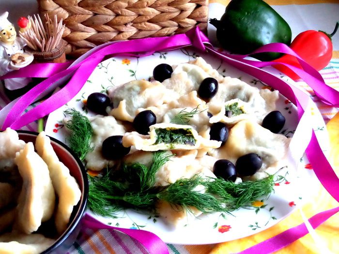 Шпинатно-сырные равиоли