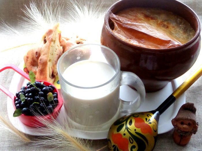 Топленое молоко в горшочках