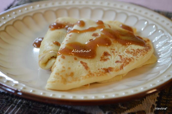 Блинчики с яблочным пюре