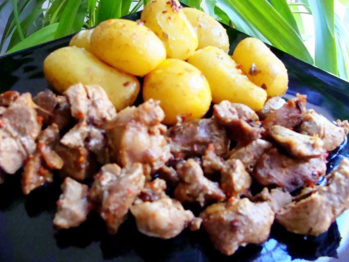 Азу из индейки с запеченным картофелем