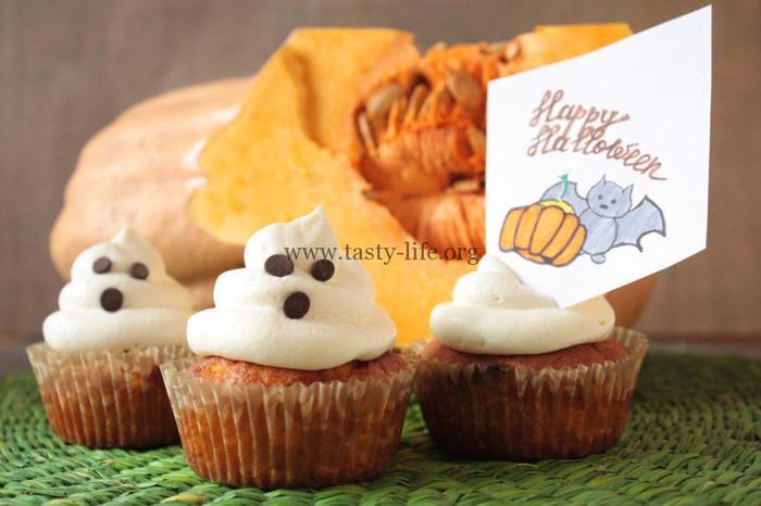 Тыквенно-апельсиновые кексы «Привидения»