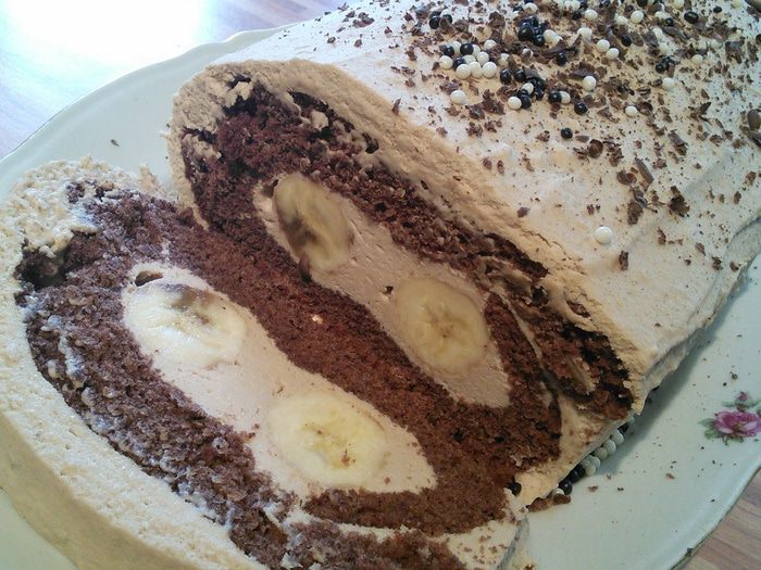 Рулет "Бананово-капучиновый"