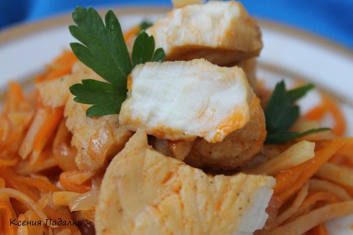 Голубая акула в овощах