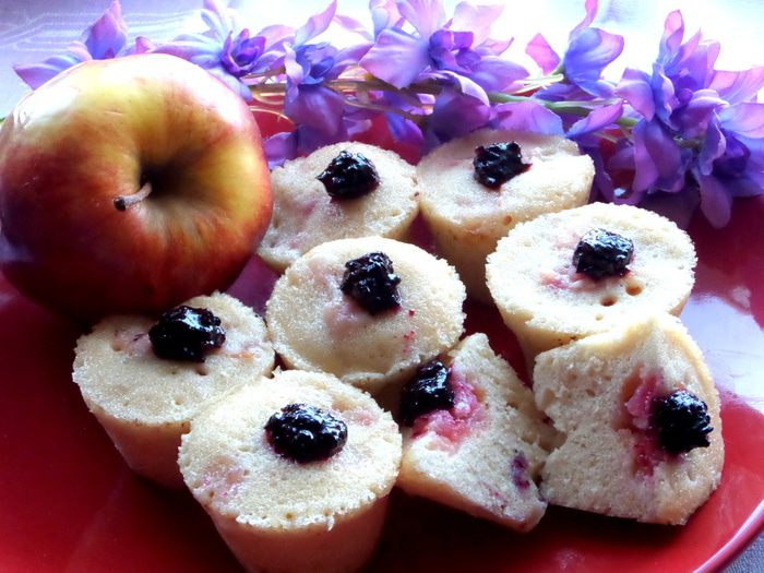 Кексы с яблоками за 3 минуты