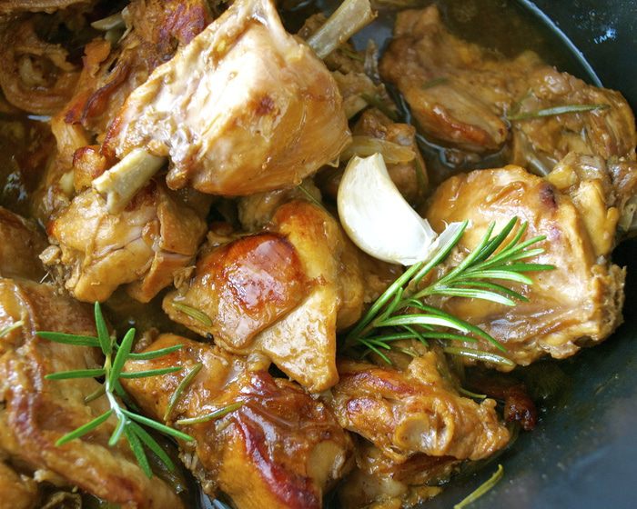 Кролик с розмарином