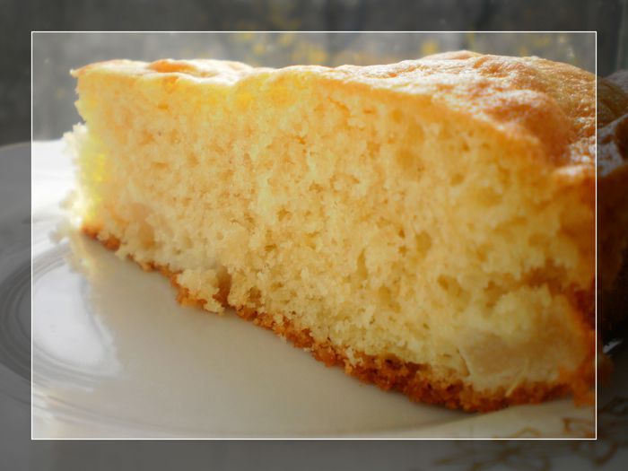 Пирог с марципаном и грушами