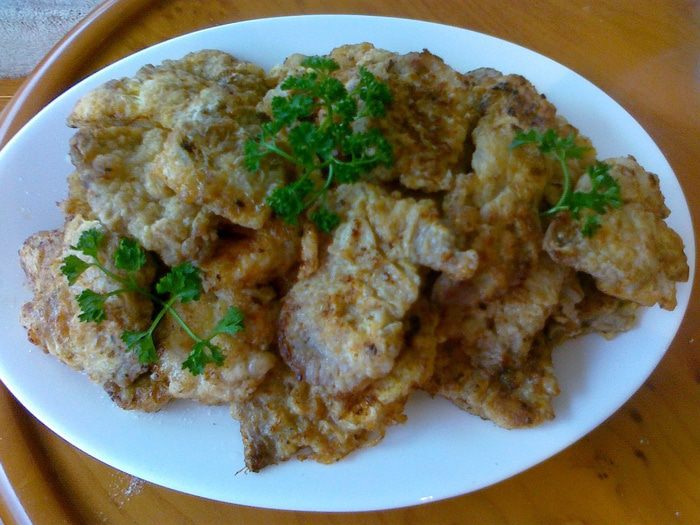 Отбивные с сырным соусом