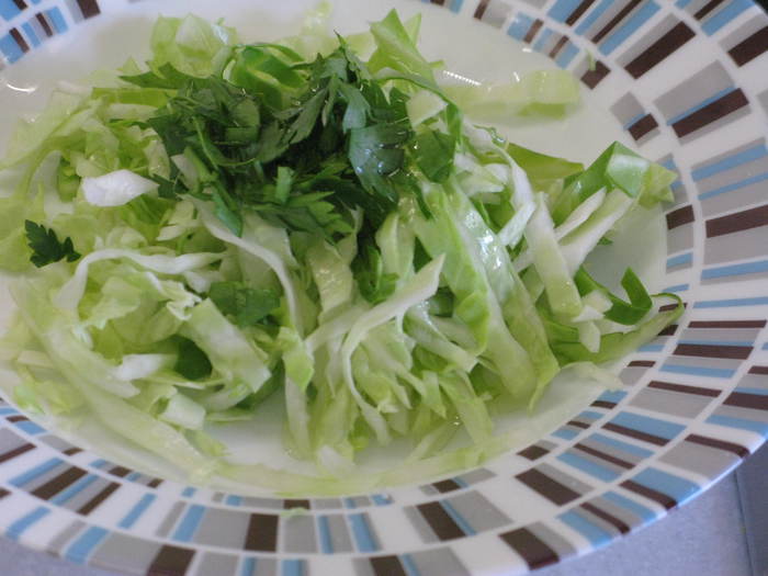 Летний салат из капусты