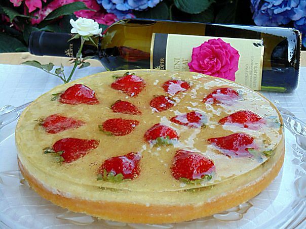 Торт с лимонным курдом "Клубника в шампанском"