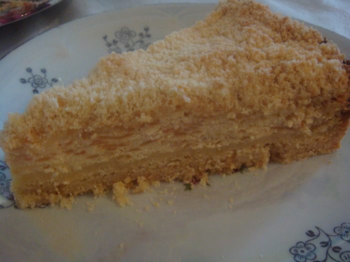 Творожно-яблочный пирог