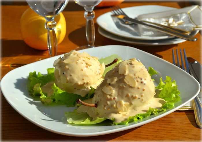 Сладкие груши в пряном соусе