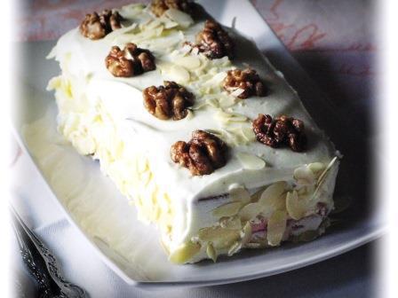 Торт "Два ореха плюс вишня"