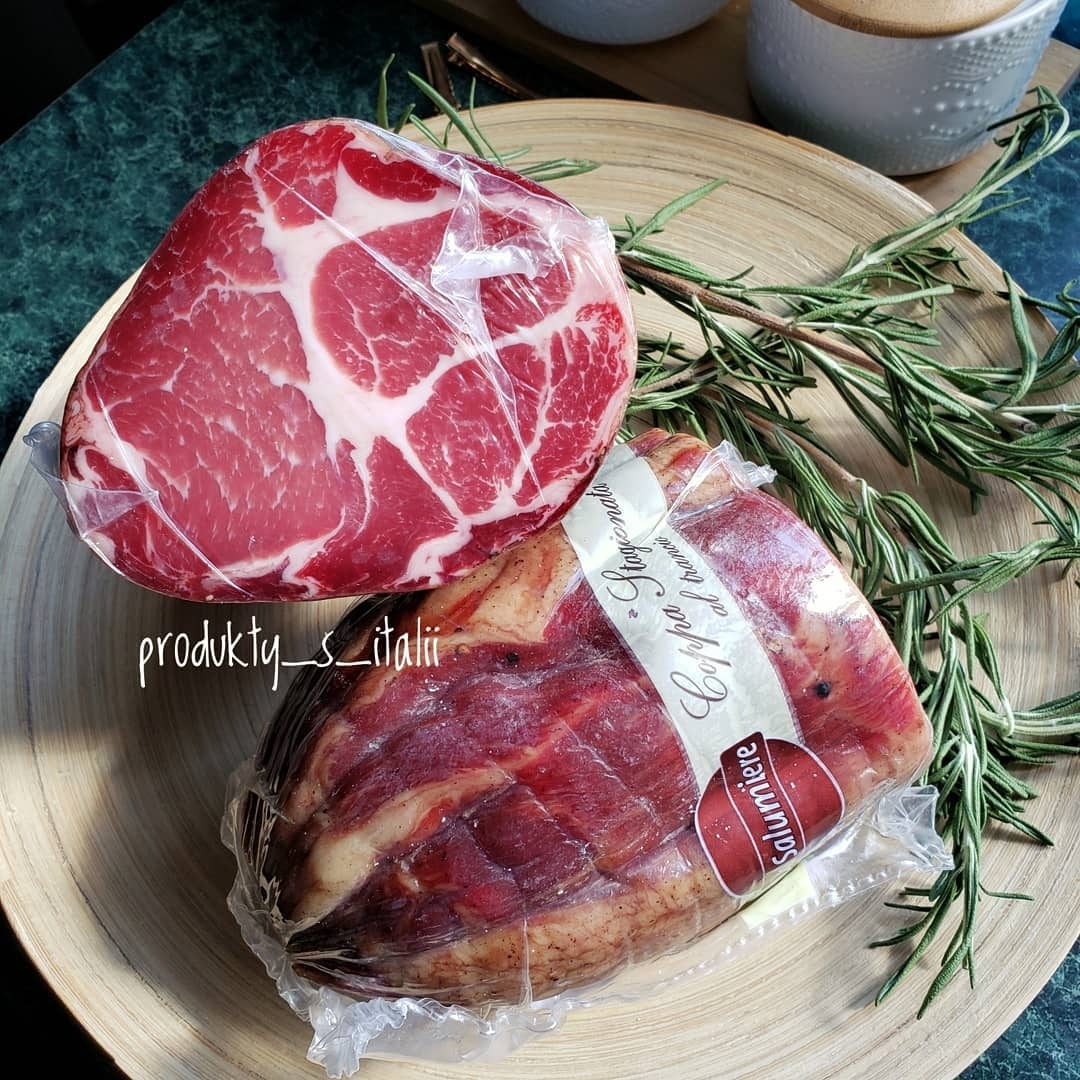 Спек. Италия